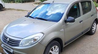 Renault Sandero 2013 годаүшін2 700 000 тг. в Актобе