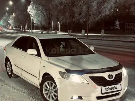 Toyota Camry 2007 года за 3 300 000 тг. в Караганда – фото 2