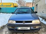 Volkswagen Golf 1993 года за 1 300 000 тг. в Шымкент