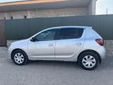 Renault Sandero 2015 года за 3 700 000 тг. в Алматы – фото 4