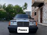 Mercedes-Benz E 230 1990 года за 1 600 000 тг. в Астана – фото 3