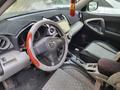 Toyota RAV4 2006 года за 6 000 000 тг. в Актау – фото 9