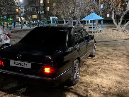 Mercedes-Benz E 300 1991 годаүшін2 500 000 тг. в Павлодар – фото 14