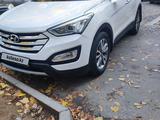 Hyundai Santa Fe 2014 годаүшін10 100 000 тг. в Алматы – фото 2