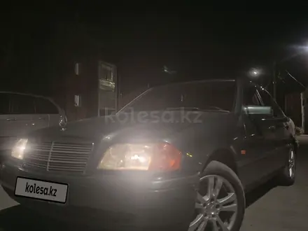 Mercedes-Benz C 280 1994 года за 3 200 000 тг. в Караганда