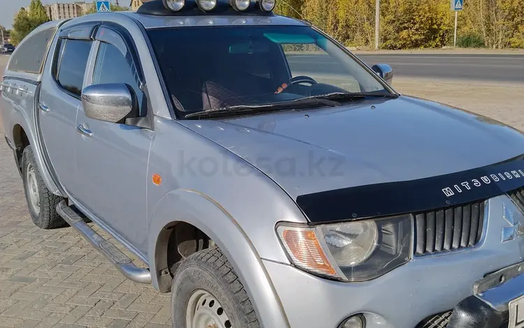 Mitsubishi L200 2008 годаүшін4 300 000 тг. в Уральск