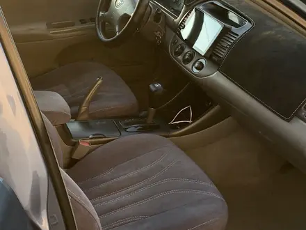 Toyota Camry 2003 года за 4 300 000 тг. в Актау – фото 5