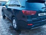 Kia Sorento 2020 года за 10 500 000 тг. в Уральск – фото 3