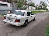 Mercedes-Benz E 280 1993 года за 2 155 555 тг. в Тараз – фото 3