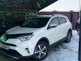 Toyota RAV4 2016 года за 10 500 000 тг. в Алматы