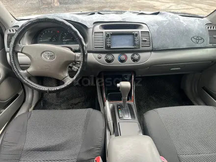 Toyota Camry 2004 годаүшін4 500 000 тг. в Усть-Каменогорск – фото 8