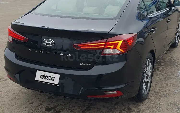 Hyundai Elantra 2019 года за 7 000 000 тг. в Уральск