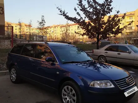 Volkswagen Passat 2001 года за 2 800 000 тг. в Алматы – фото 2