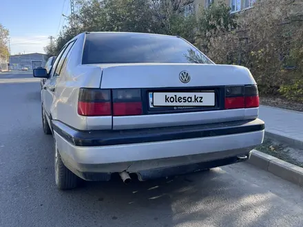 Volkswagen Vento 1995 года за 1 300 000 тг. в Жезказган – фото 3