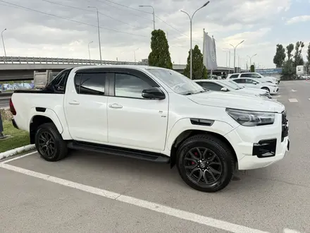 Toyota Hilux 2022 года за 27 000 000 тг. в Алматы