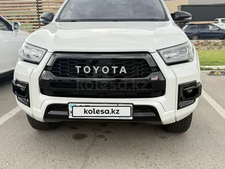 Toyota Hilux 2022 года за 27 000 000 тг. в Алматы – фото 2