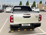 Toyota Hilux 2022 года за 27 900 000 тг. в Алматы – фото 3