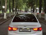 Hyundai Sonata 2012 годаүшін6 800 000 тг. в Шаульдер – фото 3
