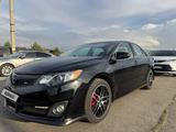 Toyota Camry 2014 годаүшін8 900 000 тг. в Алматы