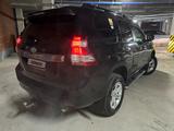 Toyota Land Cruiser Prado 2013 года за 24 000 000 тг. в Астана – фото 2