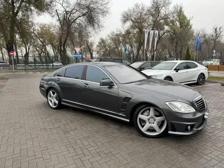 Mercedes-Benz S 65 AMG 2007 года за 12 000 000 тг. в Алматы – фото 3