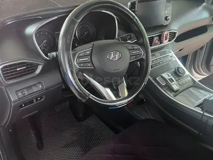 Hyundai Santa Fe 2022 года за 14 000 000 тг. в Алматы – фото 7