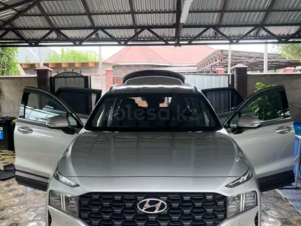 Hyundai Santa Fe 2022 года за 14 000 000 тг. в Алматы – фото 9