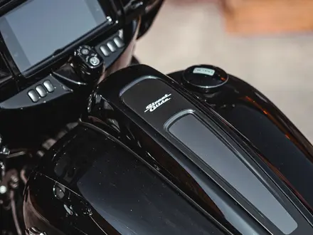 Harley-Davidson  Street Glide Special 2023 года за 20 000 000 тг. в Алматы – фото 22