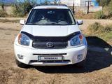 Toyota RAV4 2003 годаүшін4 500 000 тг. в Уральск