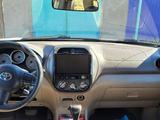 Toyota RAV4 2003 годаүшін4 500 000 тг. в Уральск – фото 3