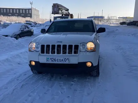 Jeep Grand Cherokee 2007 года за 9 000 000 тг. в Астана