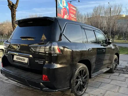 Lexus LX 570 2019 года за 50 000 000 тг. в Алматы – фото 17