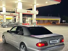 Mercedes-Benz E-Class, 2000