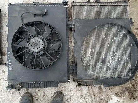 Радиатор основной мерседес за 1 000 тг. в Алматы – фото 5