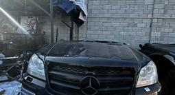 Фары Mercedes GL550. Авкат с Японии. Все запчасти в наличии. за 200 000 тг. в Алматы – фото 2