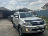 Toyota Fortuner 2007 года за 7 950 000 тг. в Алматы – фото 4