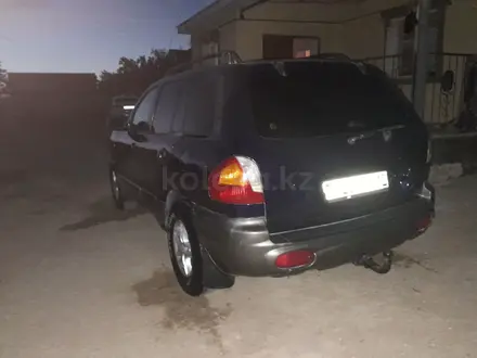 Hyundai Santa Fe 2004 года за 2 100 000 тг. в Актау – фото 3