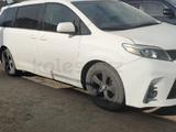 Toyota Sienna 2015 годаүшін5 500 000 тг. в Уральск – фото 2