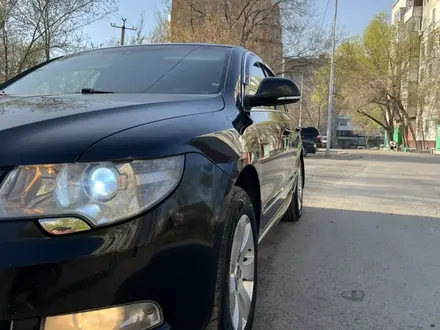 Skoda Superb 2013 годаүшін5 300 000 тг. в Астана – фото 2