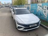 Hyundai Elantra 2023 года за 8 500 000 тг. в Астана – фото 3