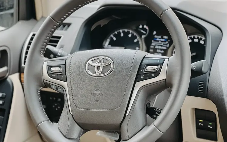 Toyota Land Cruiser Prado 2022 года за 39 000 000 тг. в Актау