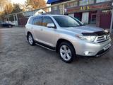 Toyota Highlander 2011 года за 16 000 000 тг. в Алматы