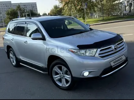 Toyota Highlander 2011 года за 16 000 000 тг. в Алматы – фото 11