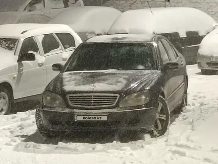 Mercedes-Benz S 320 2001 года за 4 200 000 тг. в Усть-Каменогорск