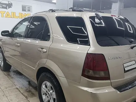 Kia Sorento 2004 года за 4 000 000 тг. в Туркестан – фото 2