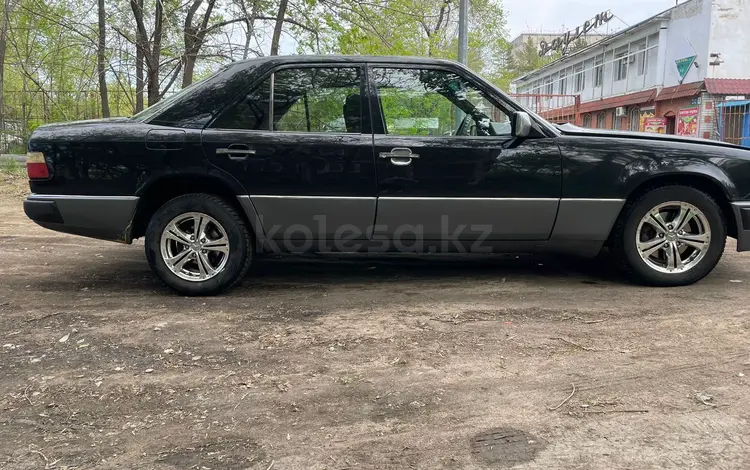 Mercedes-Benz E 260 1990 годаүшін1 600 000 тг. в Павлодар