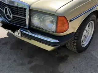 Mercedes-Benz E 280
