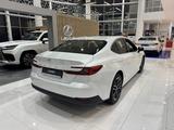 Toyota Camry Prestige 2025 года за 22 690 000 тг. в Атырау – фото 4