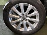 Комплект дисков с резиной R17 Toyota Camry70/75 оригинал с датчиками за 300 000 тг. в Семей – фото 3