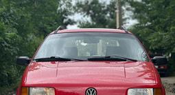 Volkswagen Passat 1992 годаүшін2 100 000 тг. в Тараз